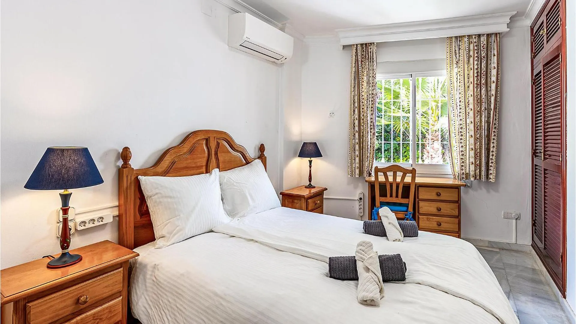 6 Bedroom Beautiful Home In La Herradura La Herradura  Holiday home La Herradura (Granada)